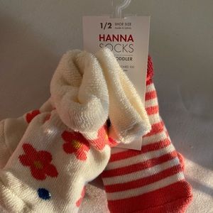 NWT - Hanna Andersson Socks - 1/2 shoe size